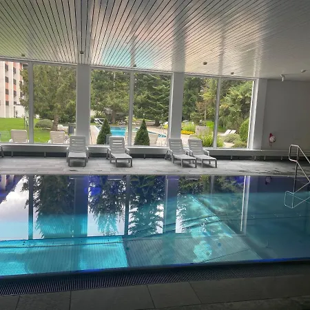 Family In Happy Rancho - Pool, Tennis Sauna. Apartmán